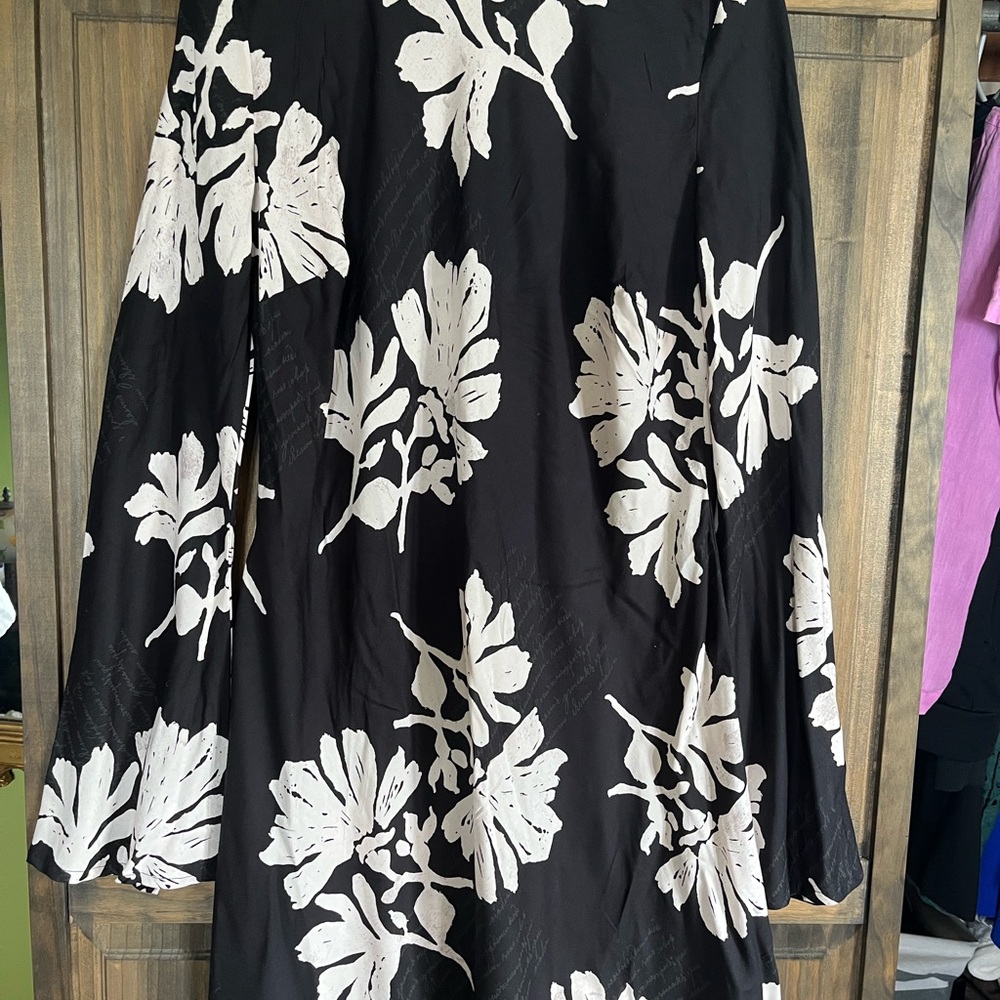 ASOS new with tag black and white floral design with drama sleeves size 14